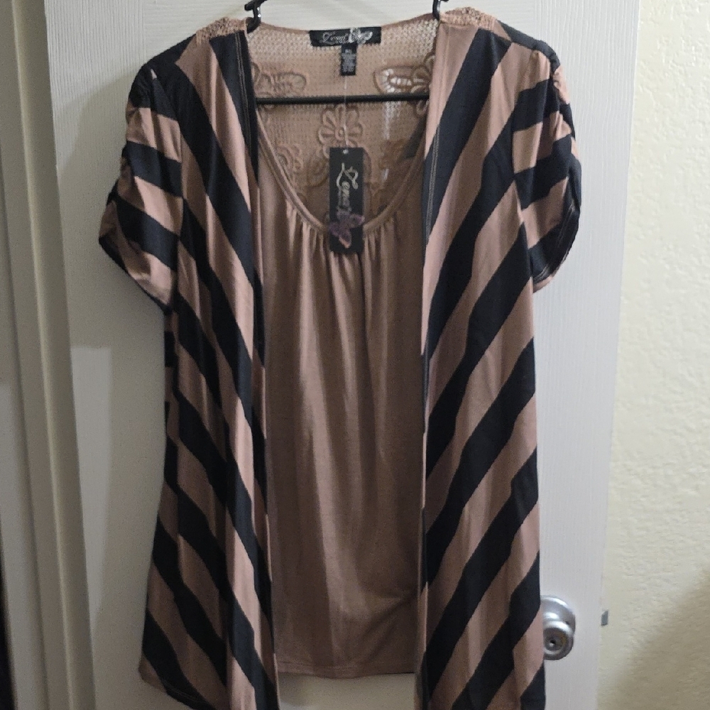 Lena Asymmetrical Tan and Black Short Sleeve Blouse Size L